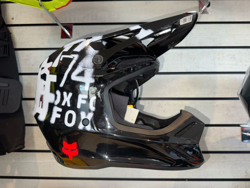 FOX V3 SEVENTY4 HELMET [BLK] XLarge