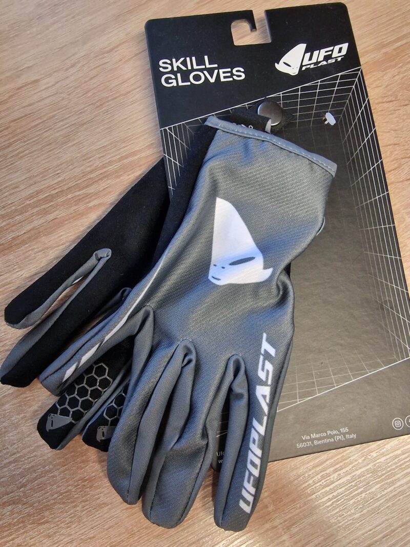 Ufo Handschuhe M