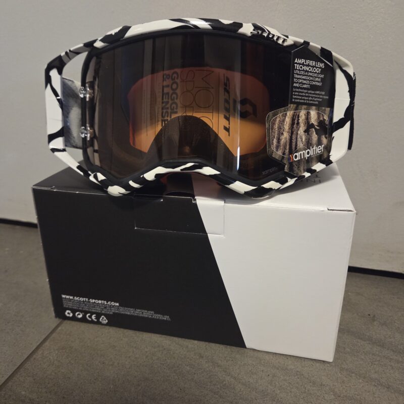 SCOTT Prospect Amplifier Works schwarz/weiss